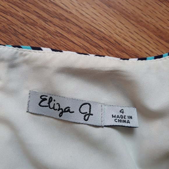 Eliza J Size 4 Dress - Picture 3 of 4